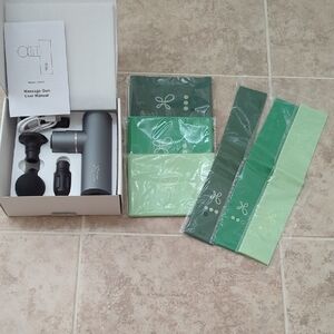 Massage Gun with 3 Levels Of Resistance Bands New